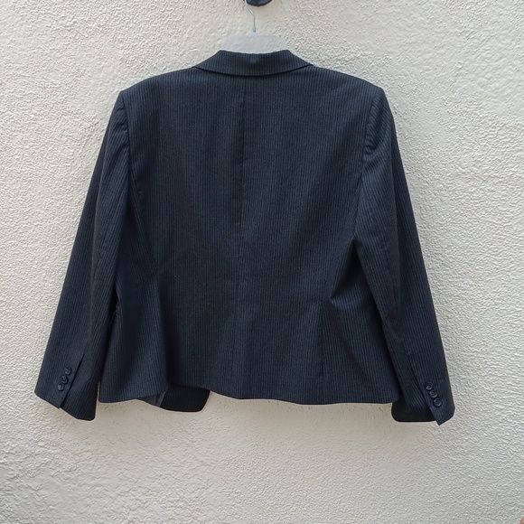 TAHARI BLAZER - Picture 4 of 4
